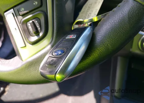 2015 Subaru Outback 2.5I Limited z USA, uszkodzony, nr VIN 4S4BSBNCXF3316607